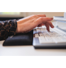 Clavier standard compact avec un pavé numérique