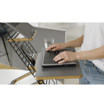 Poste réglable pour travailler debout
